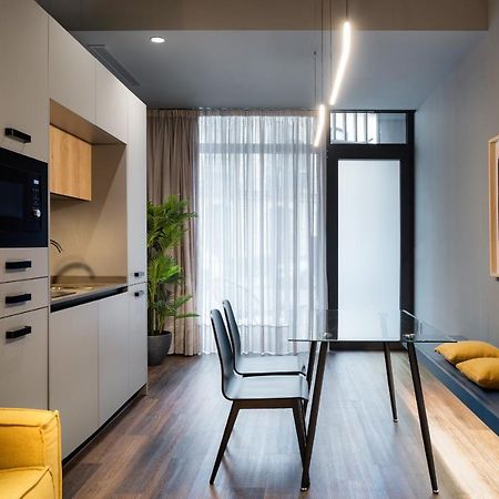 Muralla Sevilla Suites By Lola Экстерьер фото