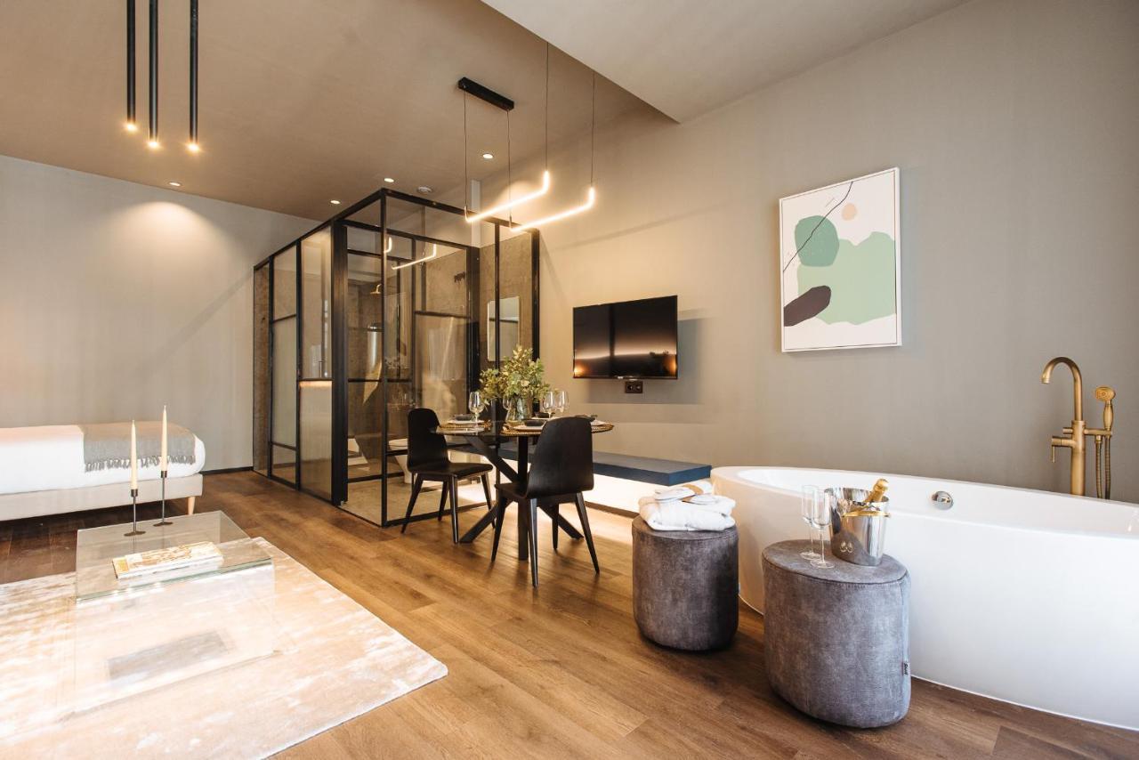 Muralla Sevilla Suites By Lola Экстерьер фото