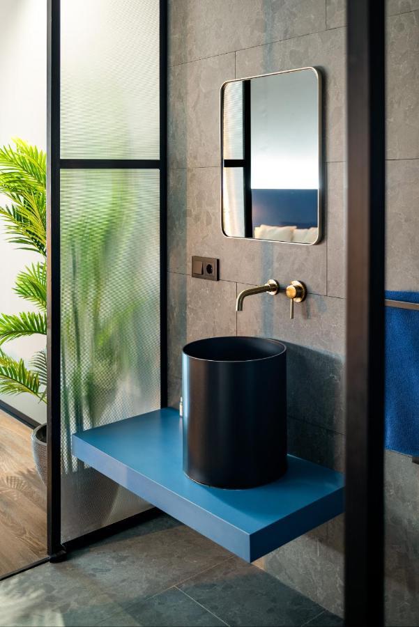 Muralla Sevilla Suites By Lola Экстерьер фото