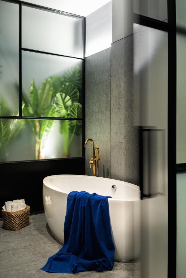 Muralla Sevilla Suites By Lola Экстерьер фото