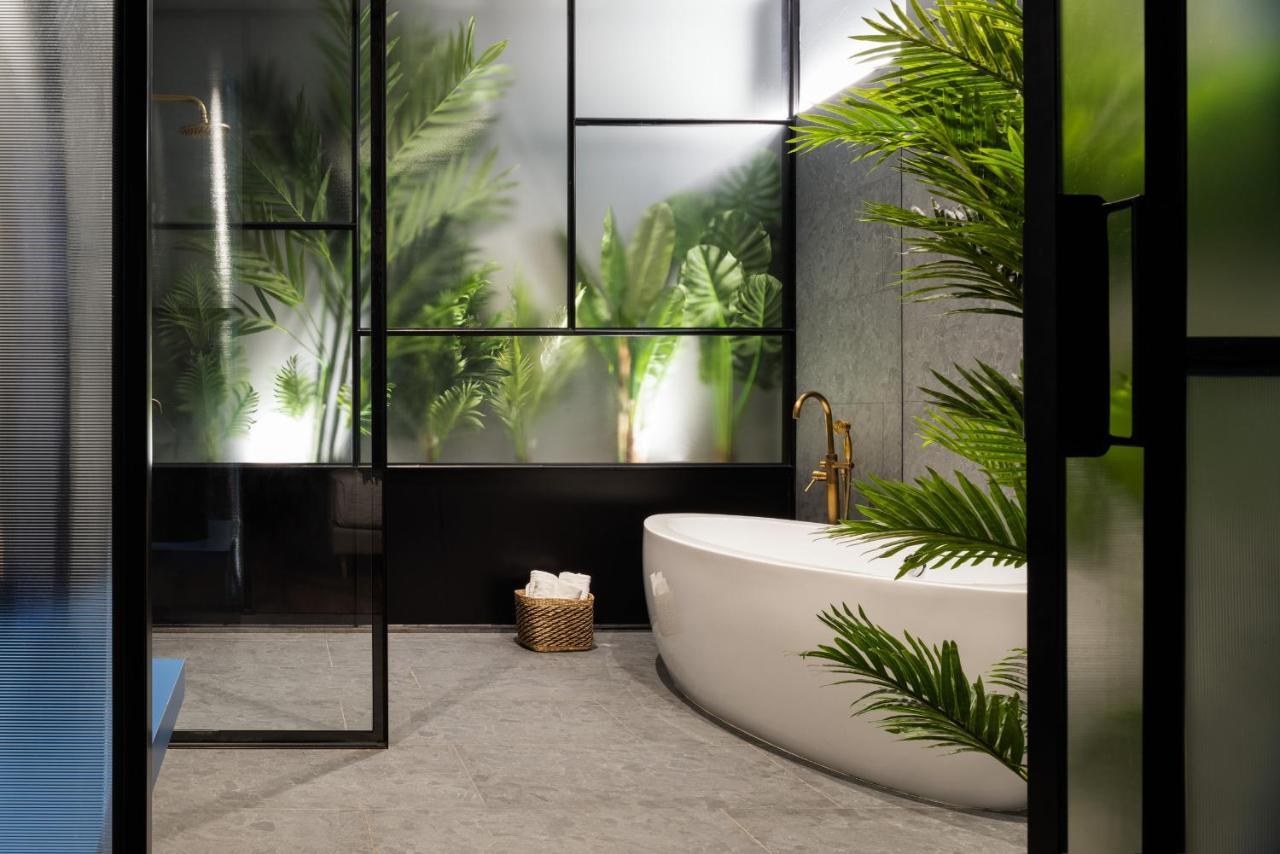 Muralla Sevilla Suites By Lola Экстерьер фото